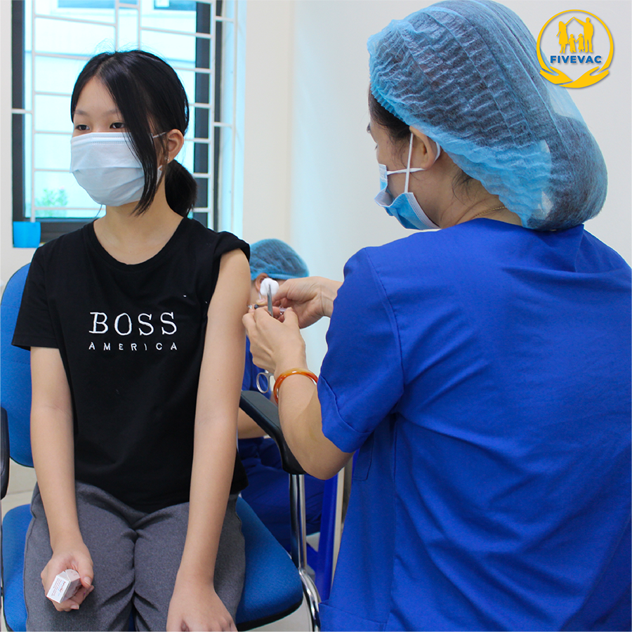 Tưng bừng khai trương trung tâm tiêm chủng Fivevac1 tại Hà Nội